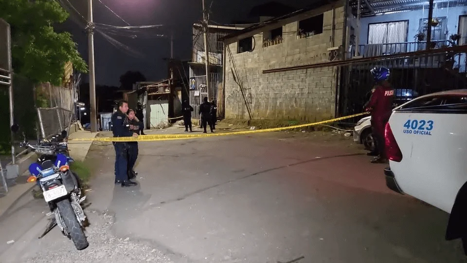 Intensa balacera en precario El Pochote: 5 heridos