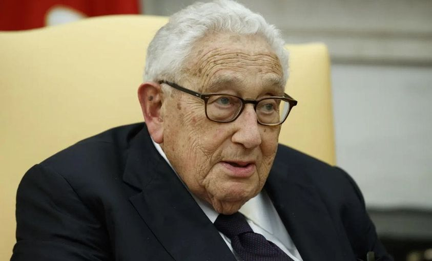 Henry Kissinger: Legado Centenario en Política Mundial